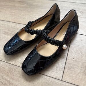 C.Paravano Black Patent Mary Jane Square Toe Ballet Flats with Pearl Detail 38EU